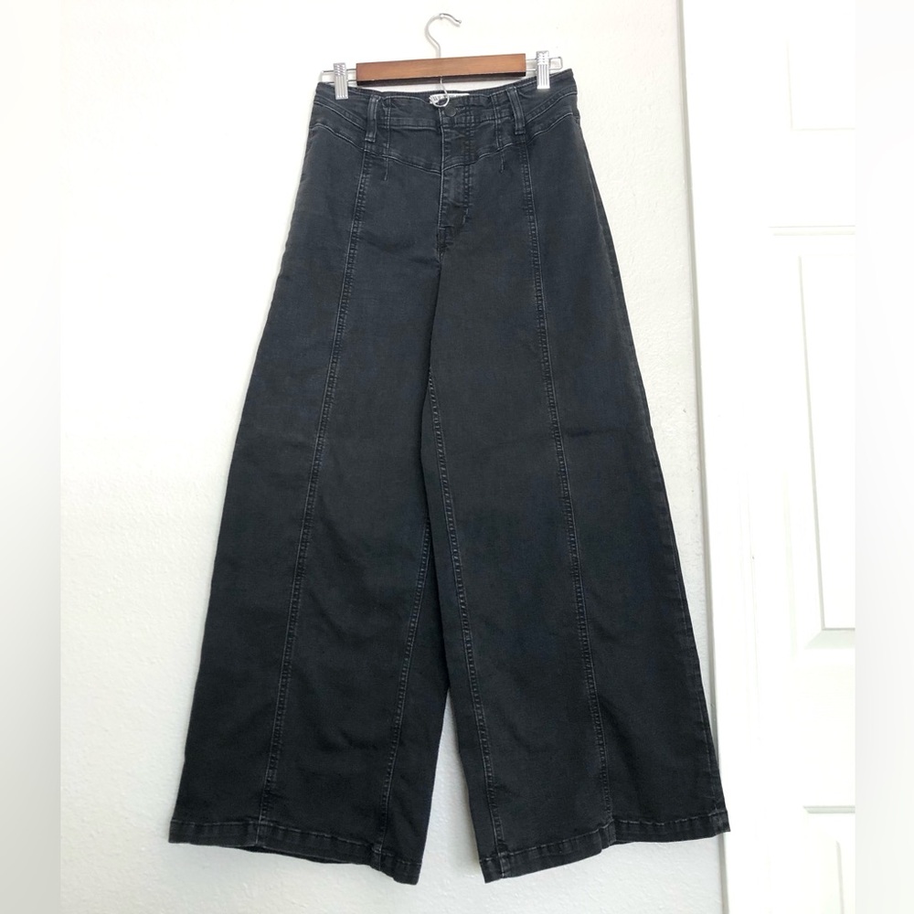 NWOT We The Free Black Gray Wide-Leg Denim Jeans